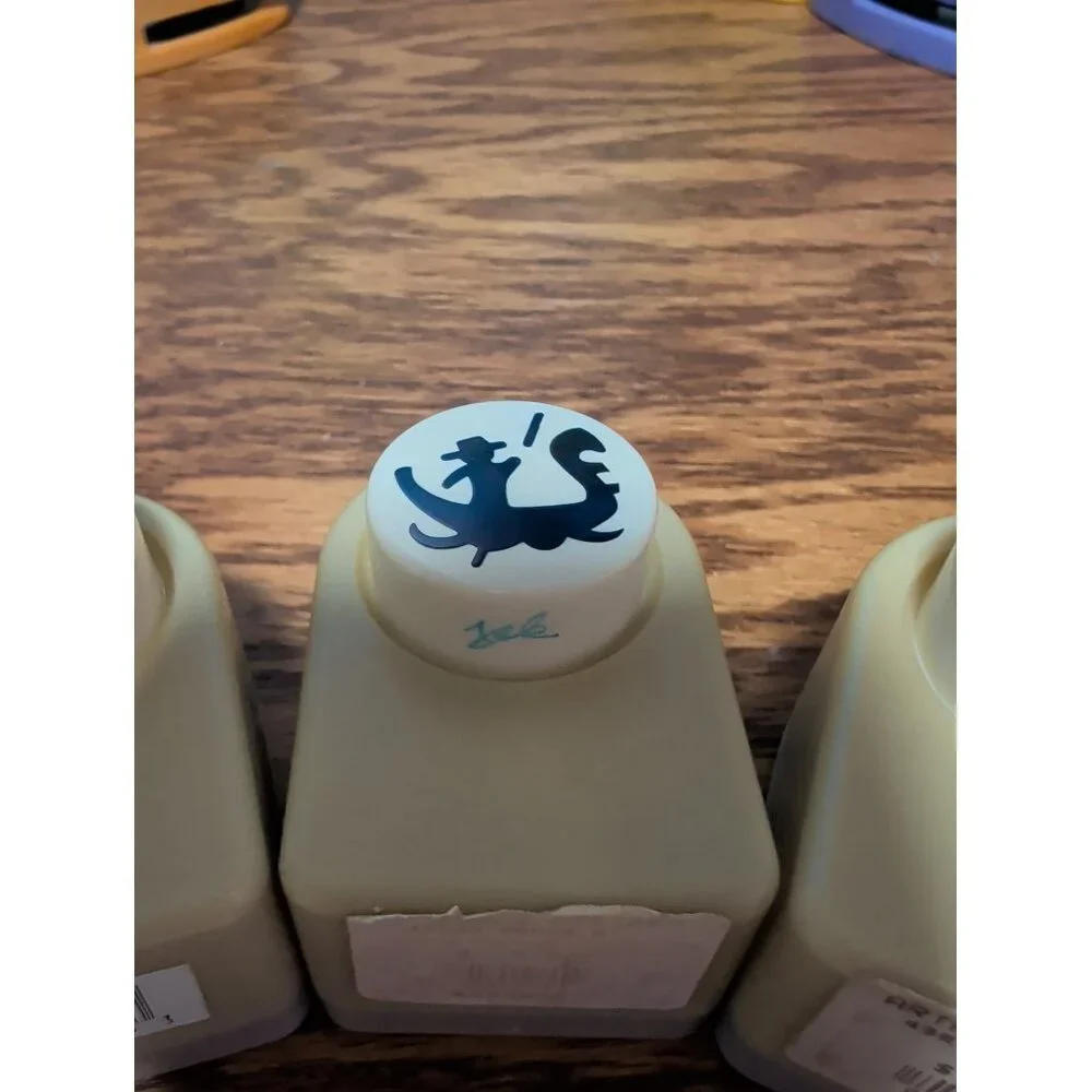 Set of 2 paper punches - Picture 1 of 4